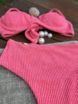 Biquíni Meia Taça com Aro e Calcinha Hot Pants Ref. 263 - Imagem 3