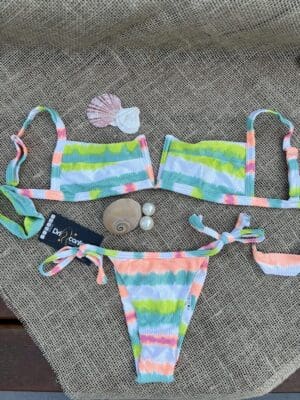 Biquíni De Amarrar Com Decote Em Aro v e Calcinha Fio Duplo Ref. 227